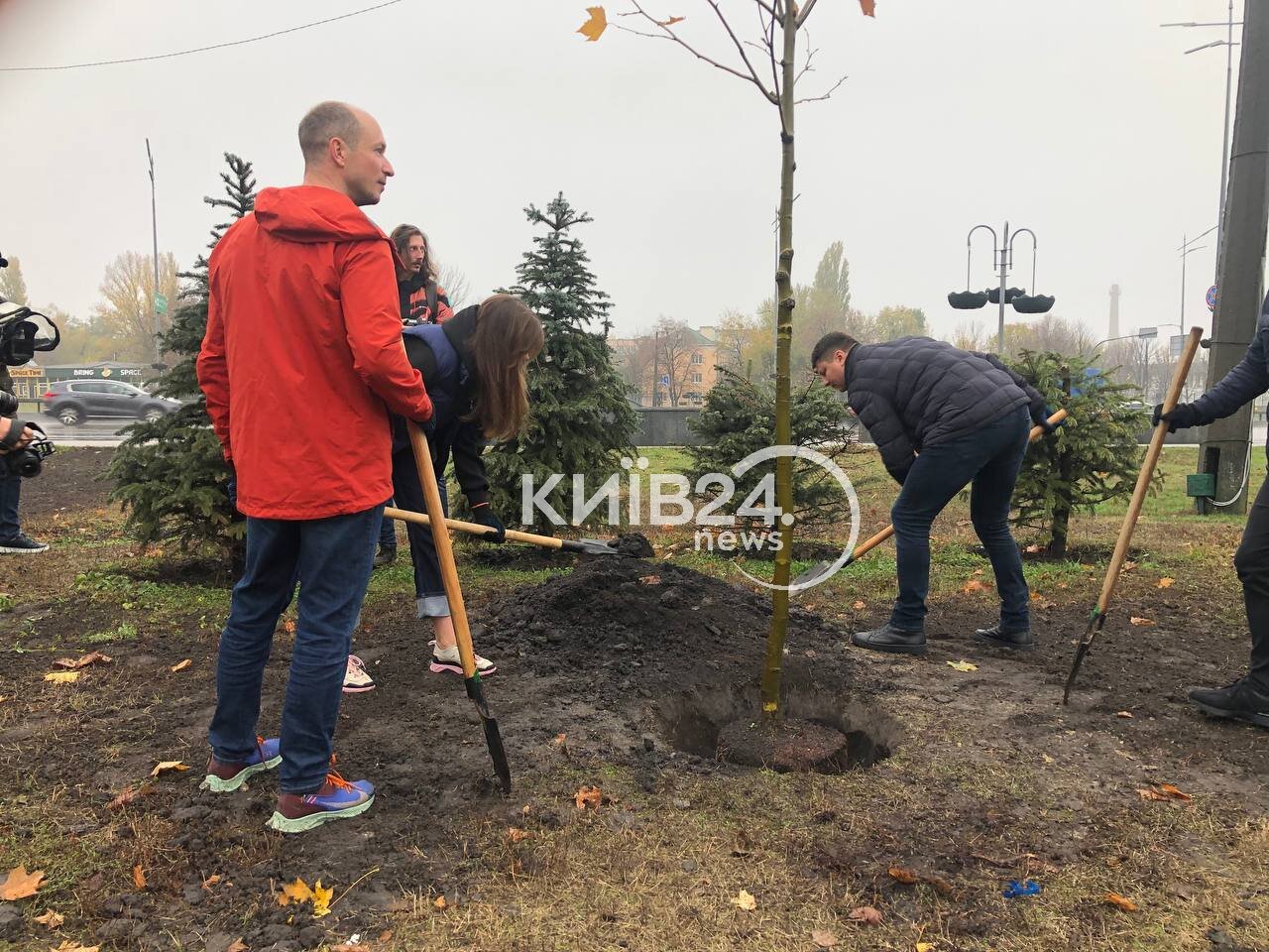 КИЇВ24