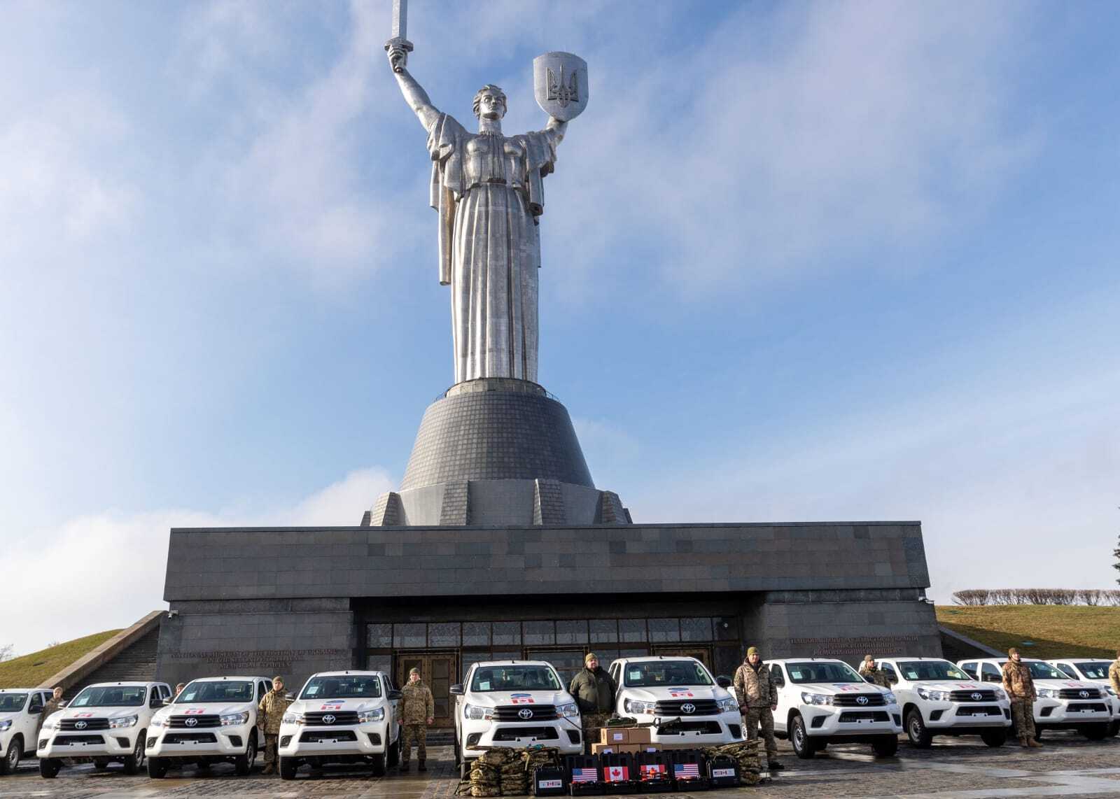 КИЇВ24
