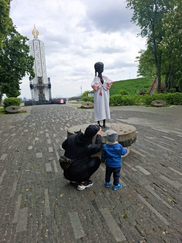 КИЇВ24