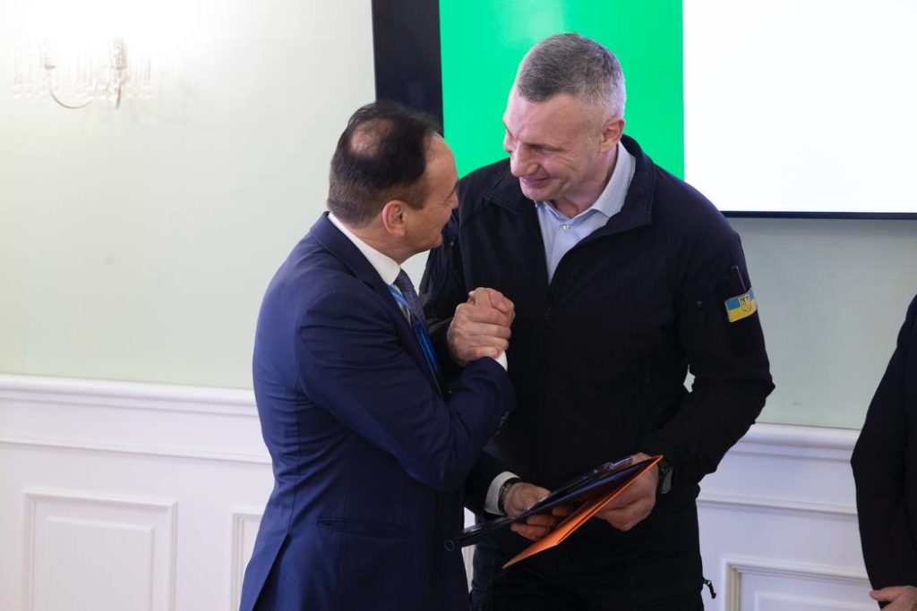КИЇВ24