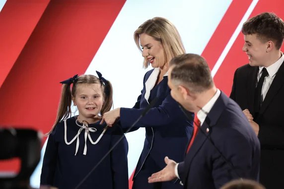 КИЇВ24