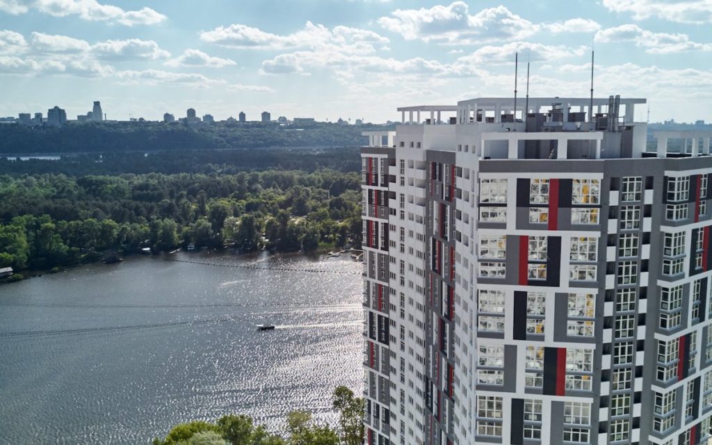 КИЇВ24