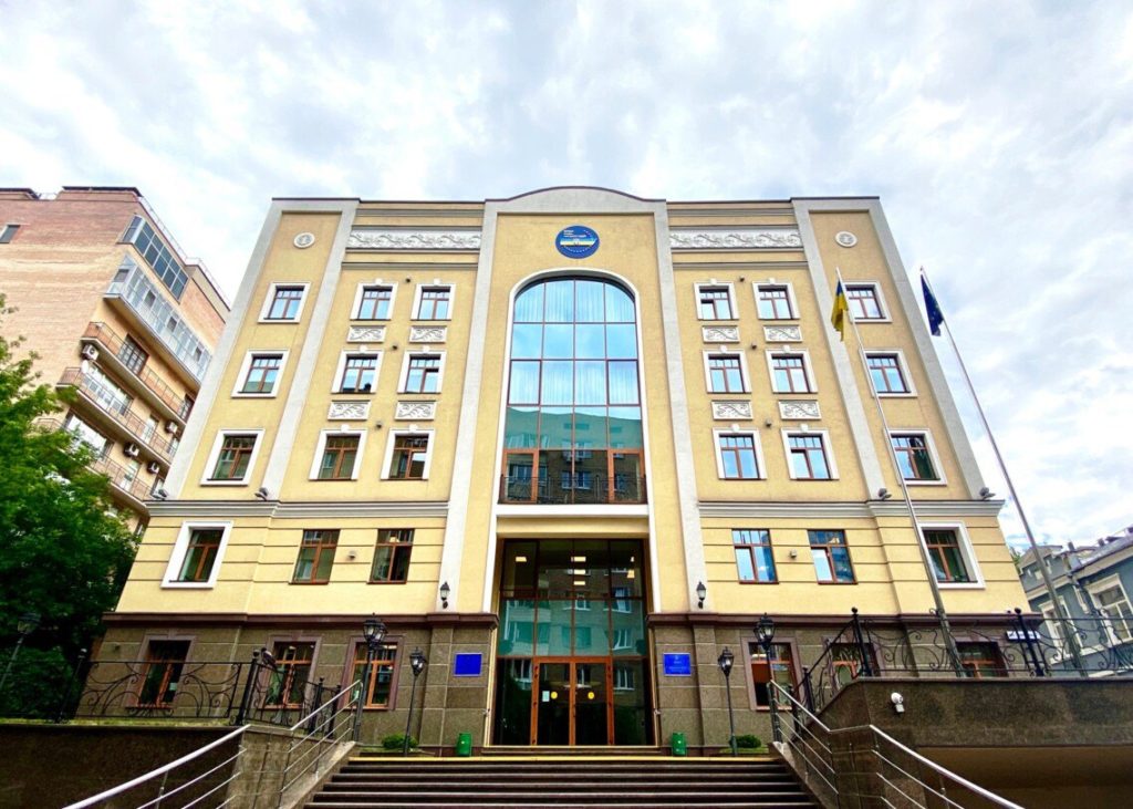 КИЇВ24