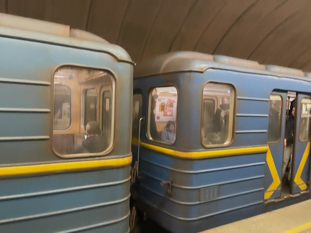 КИЇВ24